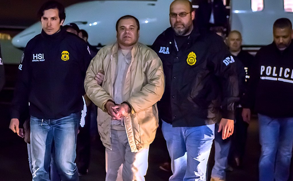 El Chapo in US custody during the extradition