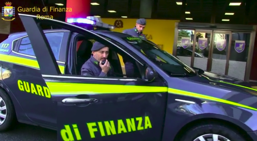 Tax Police in Rome prepare to seize the assets of suspect T. (From: Guardia di Finanza)