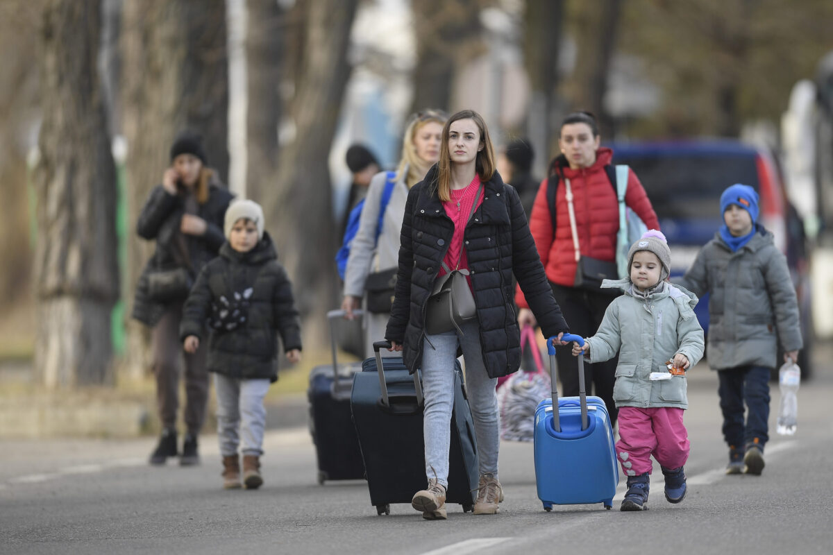 Romania Refugees-by Alex-Nicodim