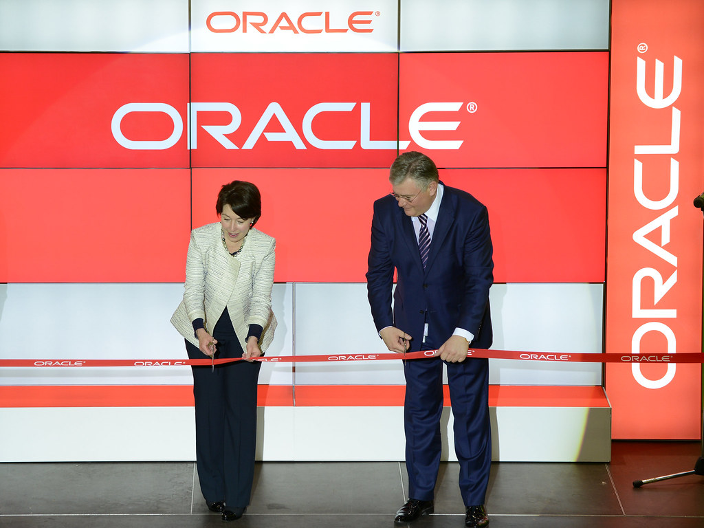 Sorin Mindrutescu helps open the Oracle branch (Oracle EMEA PR / flicker)