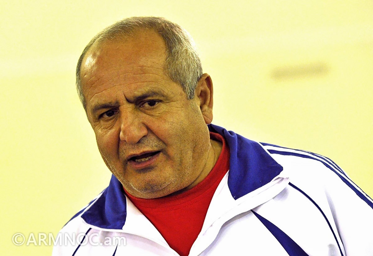 Pashink Alaverdyan, head coach of the men’s Armenian national weightlifting team. (Photo: Armenian National Olympic Committee)