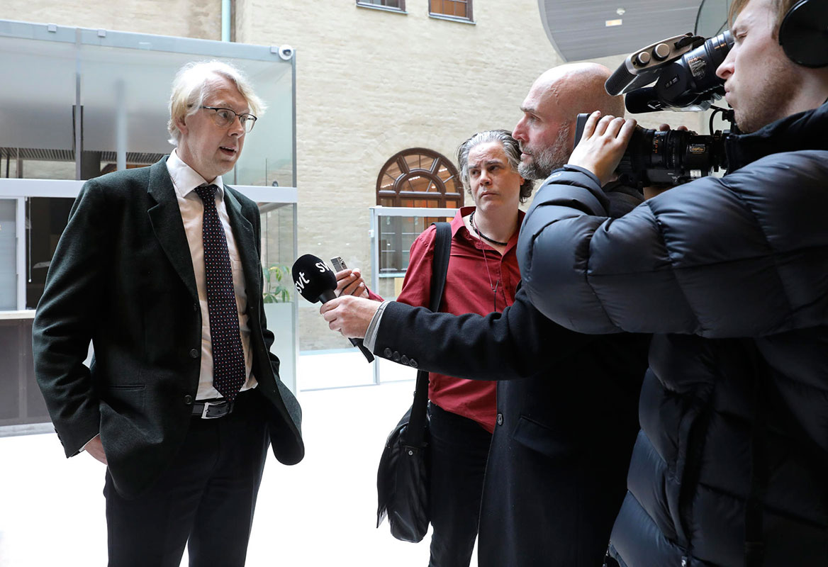 Swedish anti-corruption prosecutor Thomas Forsberg announces the arrest of a Bombardier Sweden employee as part of an ongoing investigation into the company for allegedly bribing Azerbaijani officials on Friday, March 10. (Photo: Sören Andersson, TT News Agency)