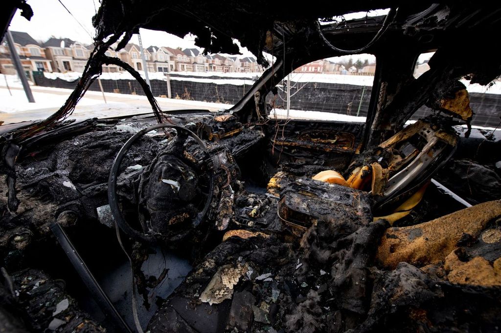 The interior of a tow truck in Toronto following an arson attack allegedly carried out by a rival towing group (Photo: YRP)